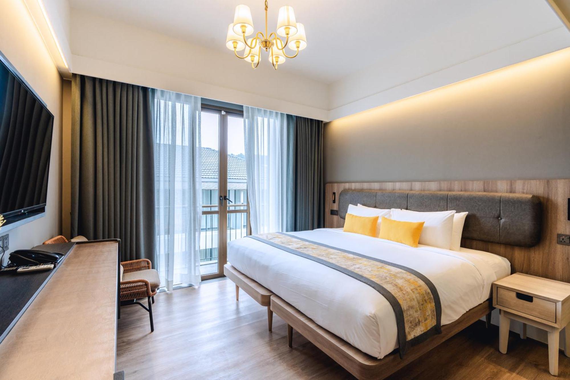 Bandalo Boutique Hotel - Patong Beach Road ภายนอก รูปภาพ
